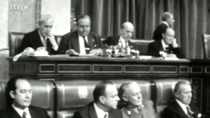 Fue noticia en el Archivo de RTVE - Partidos políticos sí... pero