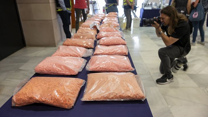 Telediario 1 - Desarticulada en España una de las principales redes internacionales de tráfico de drogas de diseño