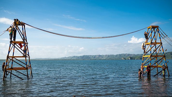 Telediario 1 - Así se graba 'El conquistador', el nuevo reality de aventuras de TVE