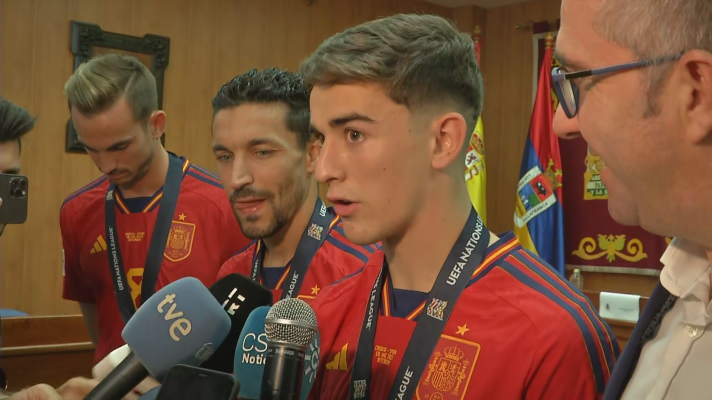 Fútbol - Gavi responde a los insultos del Wizink: "Cada uno que piense lo que quiera. Yo estoy muy tranquilo"