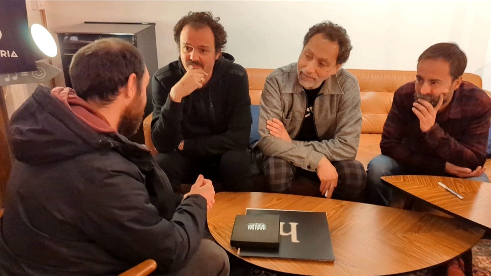 Cámara abierta - Suena molón, Havalina y Óscar Mijallo en 1minutoCOM - ver ahora