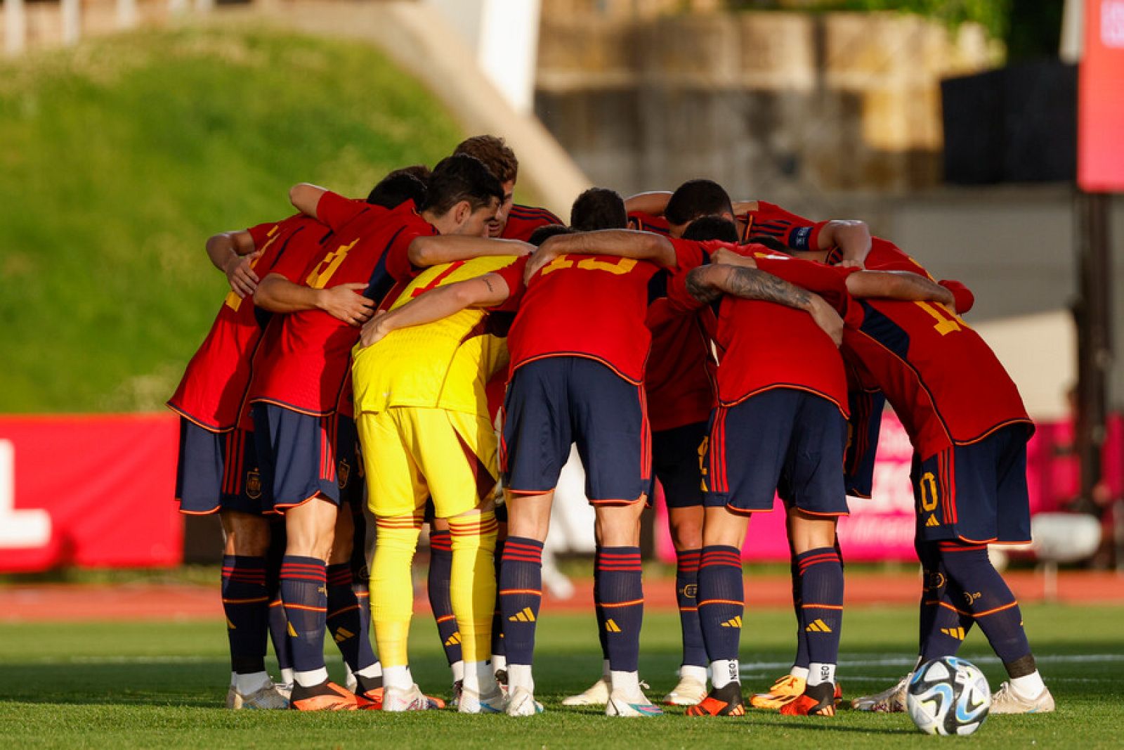 La Rojita, en busca del pase a cuartos ante Croacia en el Europeo Sub-21