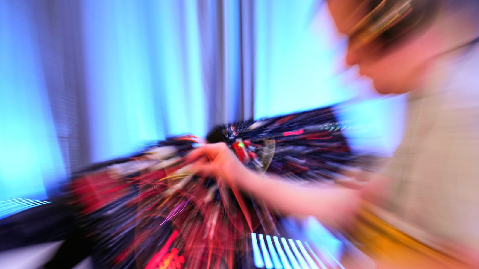 Informe Semanal - Laboratorio Sónar - ver ahora