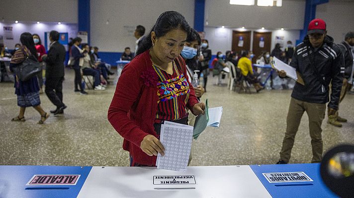 Telediario Fin de Semana - Guatemala celebra las elecciones presidenciales con varias candidaturas anuladas por la justicia