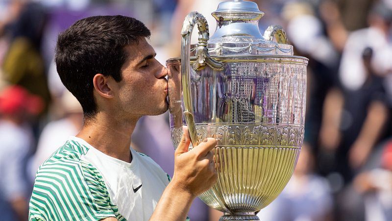 Alcaraz recupera el número 1 tras su victoria en Queens