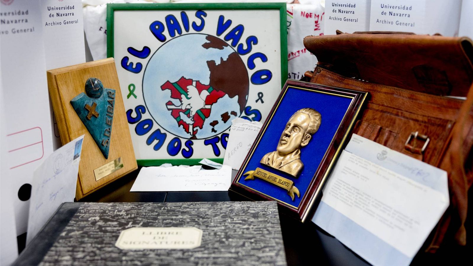 La Universidad de Navarra analizará  y catalogará miles de cartas escritas por ciudadanos anónimos a Miguel Ángel Blanco