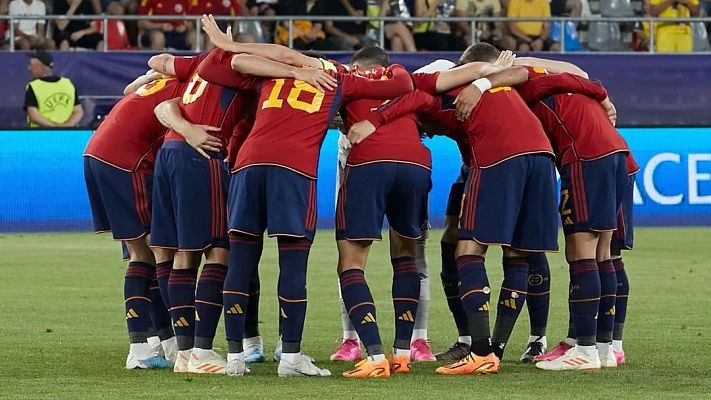 Telediario Matinal - España quiere el primer puesto de su grupo frente a Ucrania