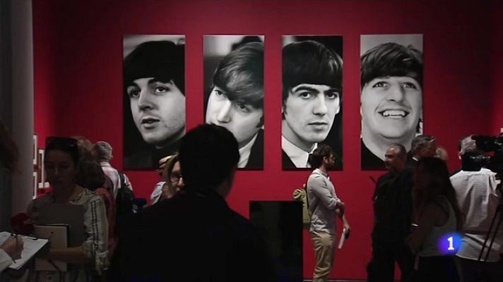 Telediario 1 - McCartney fotografía a The Beatles