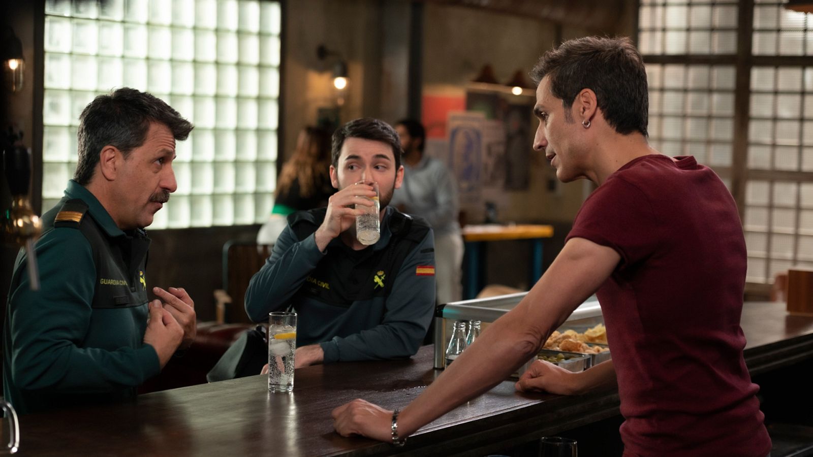 4 estrellas - Episodio 46: Raíces - Ver ahora