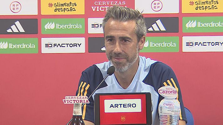  - Jorge Vilda: "Ahora mismo me llevaría a las 29 que están en la lista, todas lo merecen"