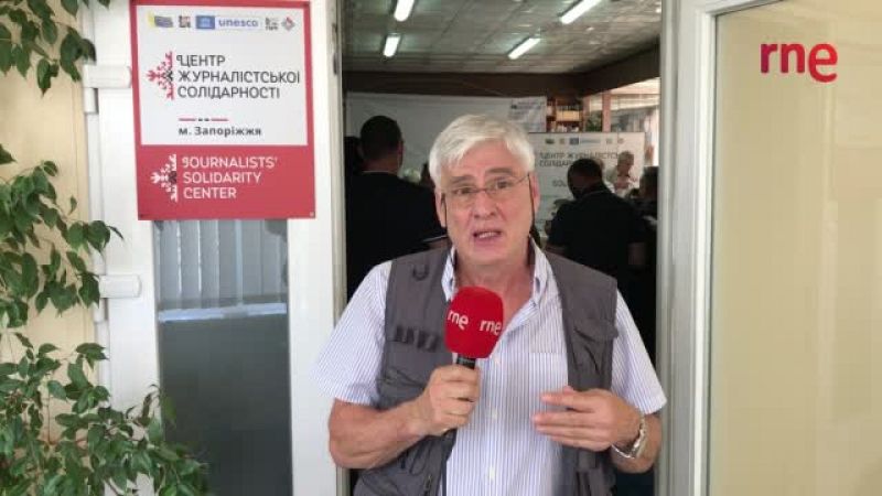 Radio 5 Actualidad - En Zaporiyia, explican a los periodistas cómo actuar ante un accidente nuclear