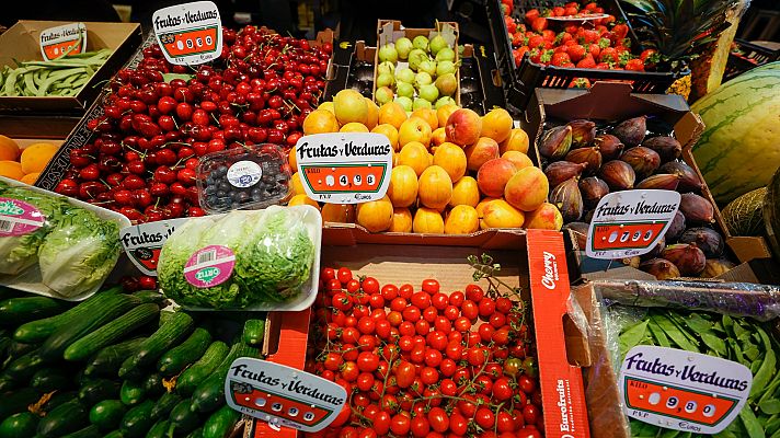 Telediario 1 - Los españoles gastaron en alimentación un 2,7% más en 2022 por la inflación