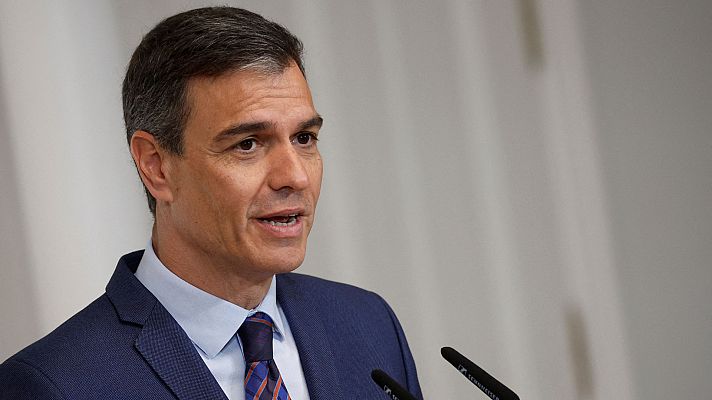 Informativo 24h - Pedro Sánchez: "Quitar una bandera LGTBI es quitar derechos"