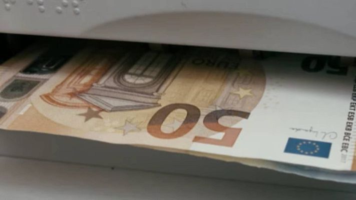 Telediario 2 - La Unión Europea en tu día a día: moneda única o viajar sin pasaporte