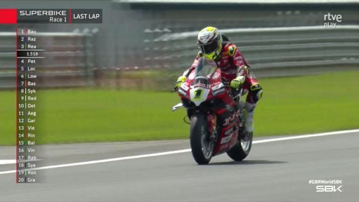 Mundial de Superbike - Álvaro Bautista vence en la primera carrera en Donington Park
