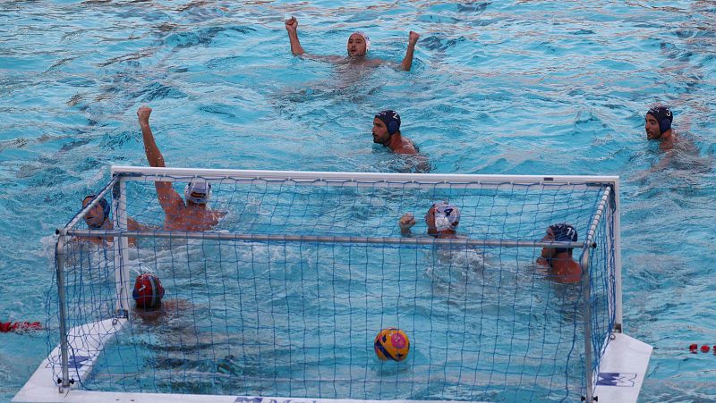 España golea a Italia y gana su primera Copa Mundial