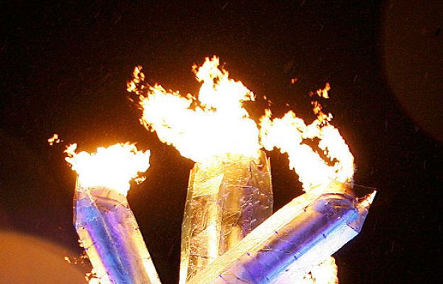  - El fuego olímpico llega al pebetero