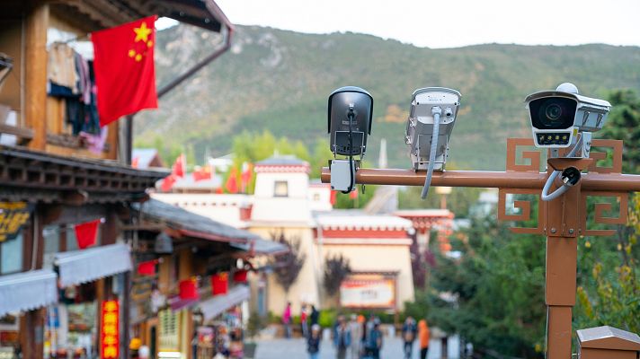 Telediario 2 - China endurece su ley de contraespionaje