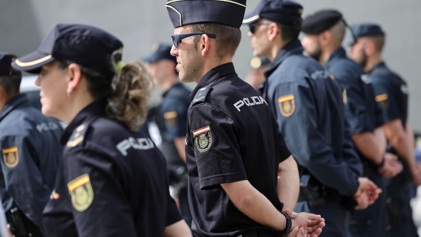 Seguridad en San Fermín: más de 2.500 agentes integran el dispositivo que velará por el orden - Ver ahora