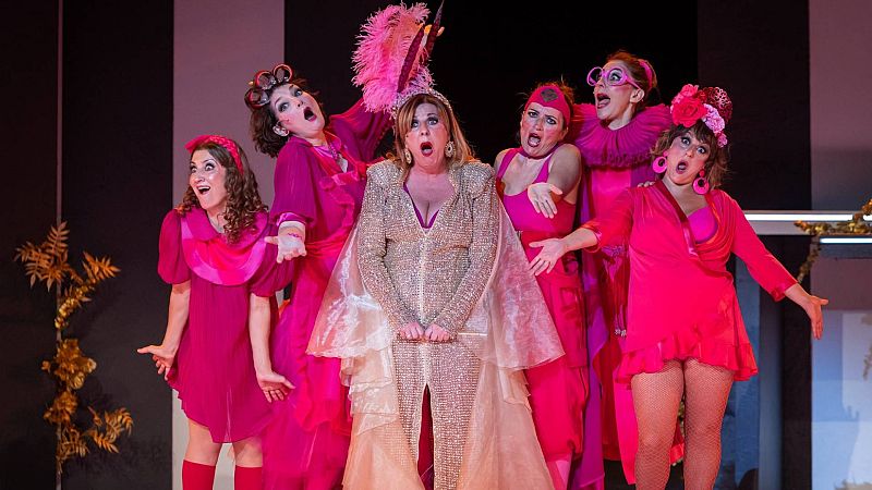 'Las asambleístas' toman el teatro romano de Mérida y le dan la vuelta al clásico griego | Ver