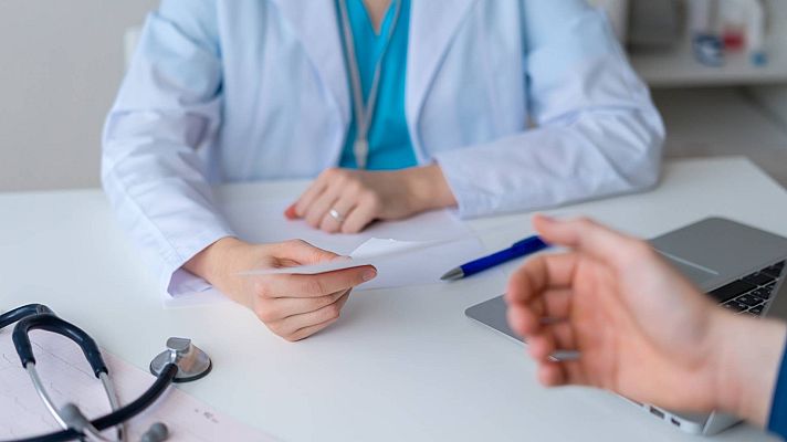 Informativo 24h - Domingo A. Sánchez, doctor: "La desertificación médica no es solo un problema de España"