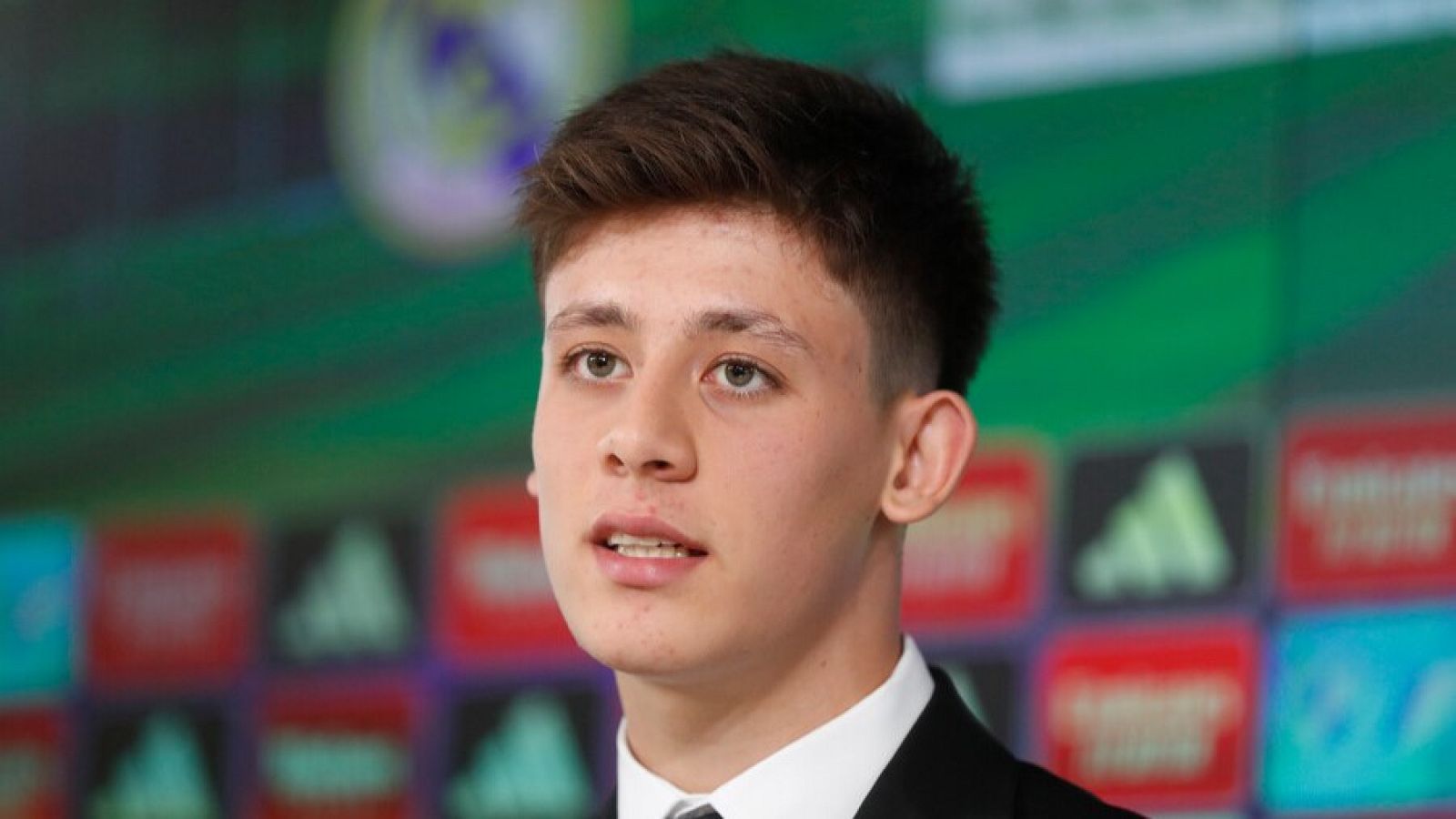 Arda Guler descarta irse cedido, quiere jugar en el Madrid | Ver