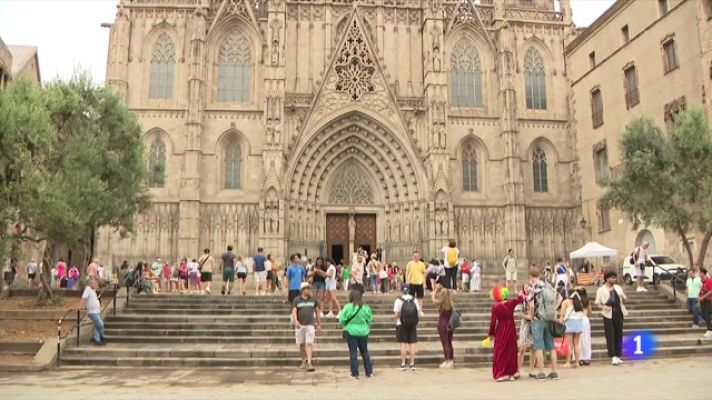 L'Informatiu - L'Arquebisbat i Turisme de Barcelona impulsen la nova Barcino Sacra Card