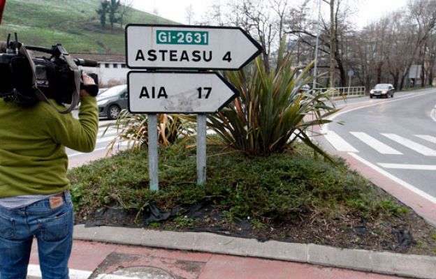 Telediario 1 - Telediario en 4' - 14/02/10