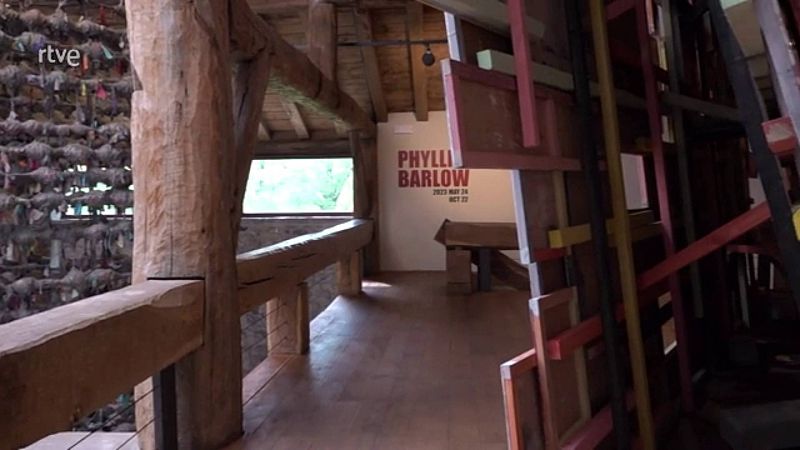 La artista británica Phyllida Barlow llega a Chillida Leku - Atención obras | Ver