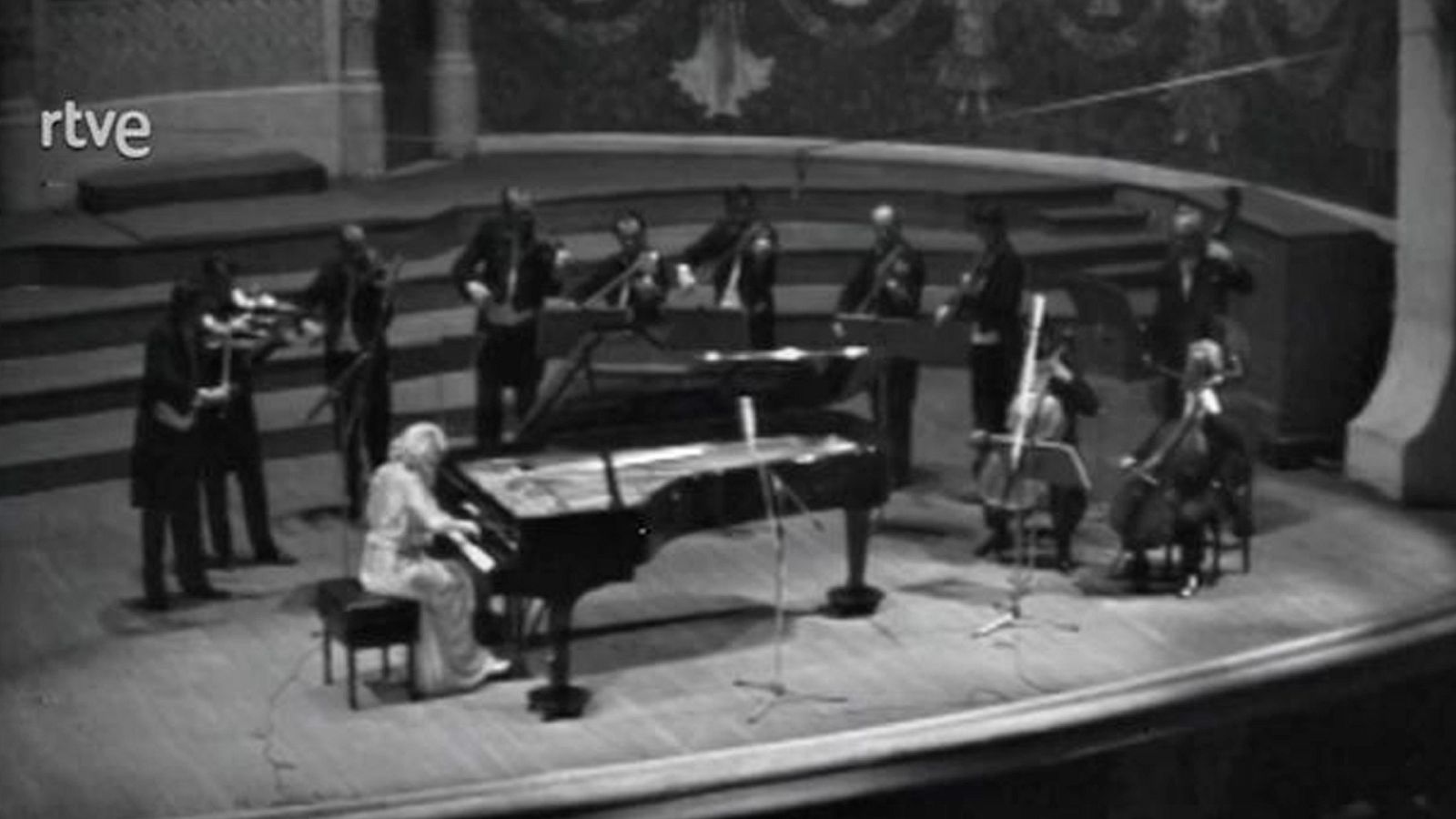 Concierto Orquesta de Cámara Leos Janacek: Corelli, Bach, Boccherini, Stamitz y Vivaldi