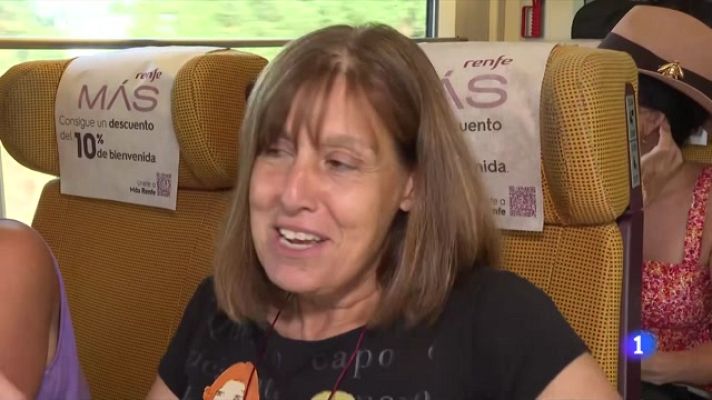 L'Informatiu - El primer AVE entre Barcelona i Lió ha sortit aquest matí de l'estació de Sants