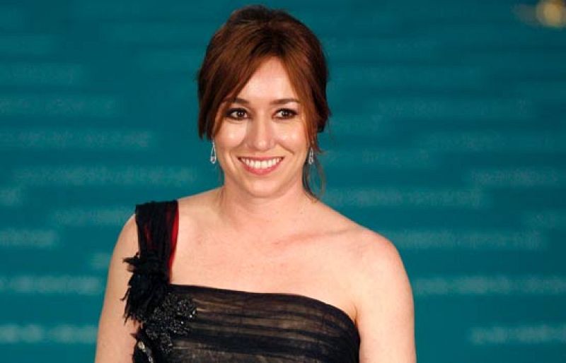 Penélope, Lola Dueñas y la ministra de Cultura, a su llegada a los Goya | Ver