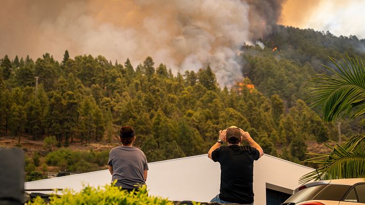 Telediario Fin de Semana - Más de 4.200 personas continúan evacuadas en La Palma