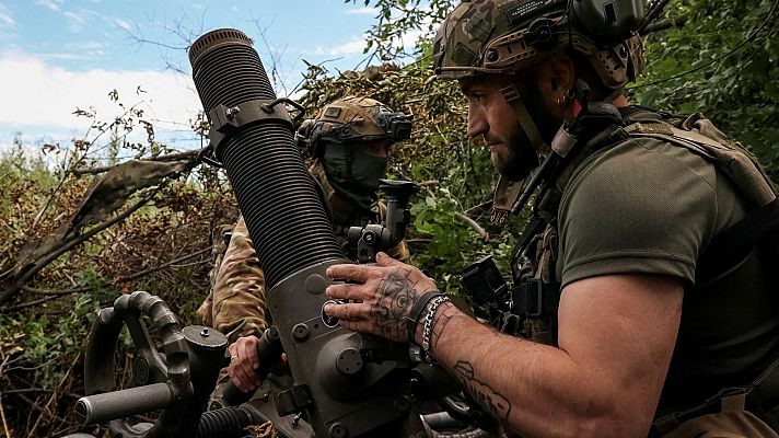 Telediario Fin de Semana - Putin advierte que usará las bombas de racimo si las utiliza Ucrania