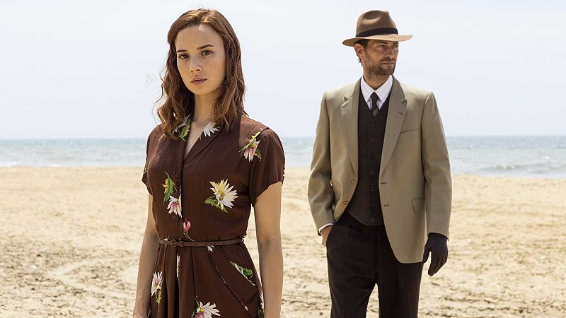 Visitamos el rodaje de 'Operación Barrio Inglés', la nueva serie de aventuras y espionaje de La 1 | Ver