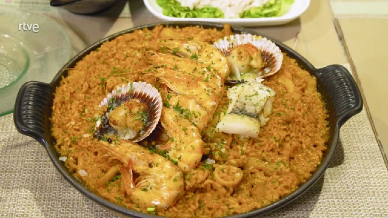 Aquí la Tierra - Las cazuelitas, tapas y pinchos con Zacarías Toscano