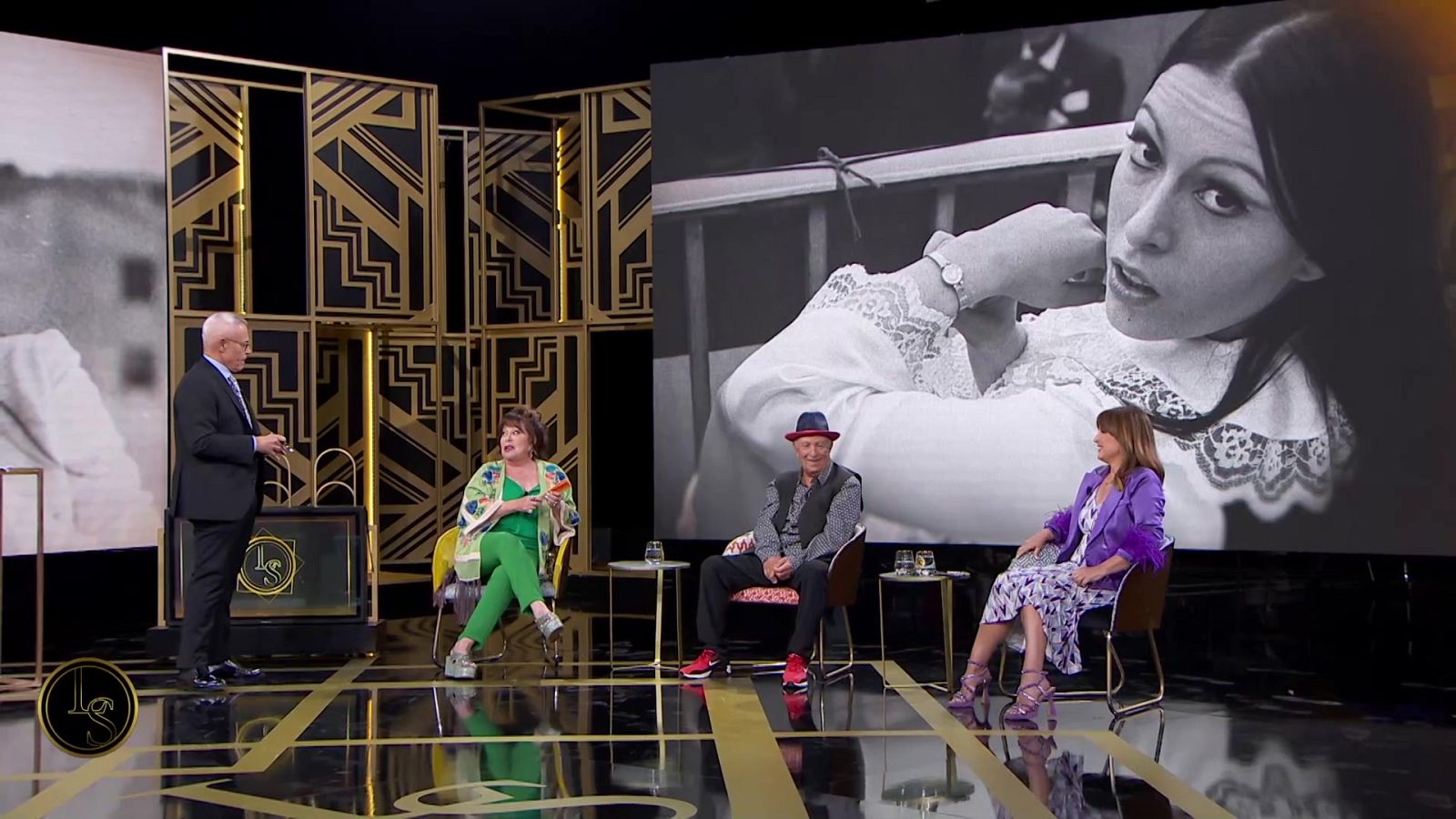 Lazos de sangre - El debate - Massiel - ver ahora