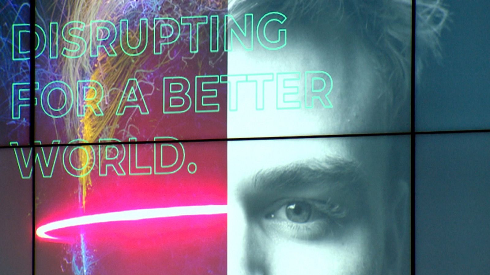 Zoom Net - Arquimea Research Center, Phone (2) y One Military Camp - Zoom net | Ver