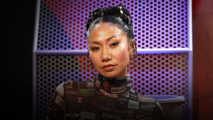 Aquí me bajo - La soledad, con Carla Paucar