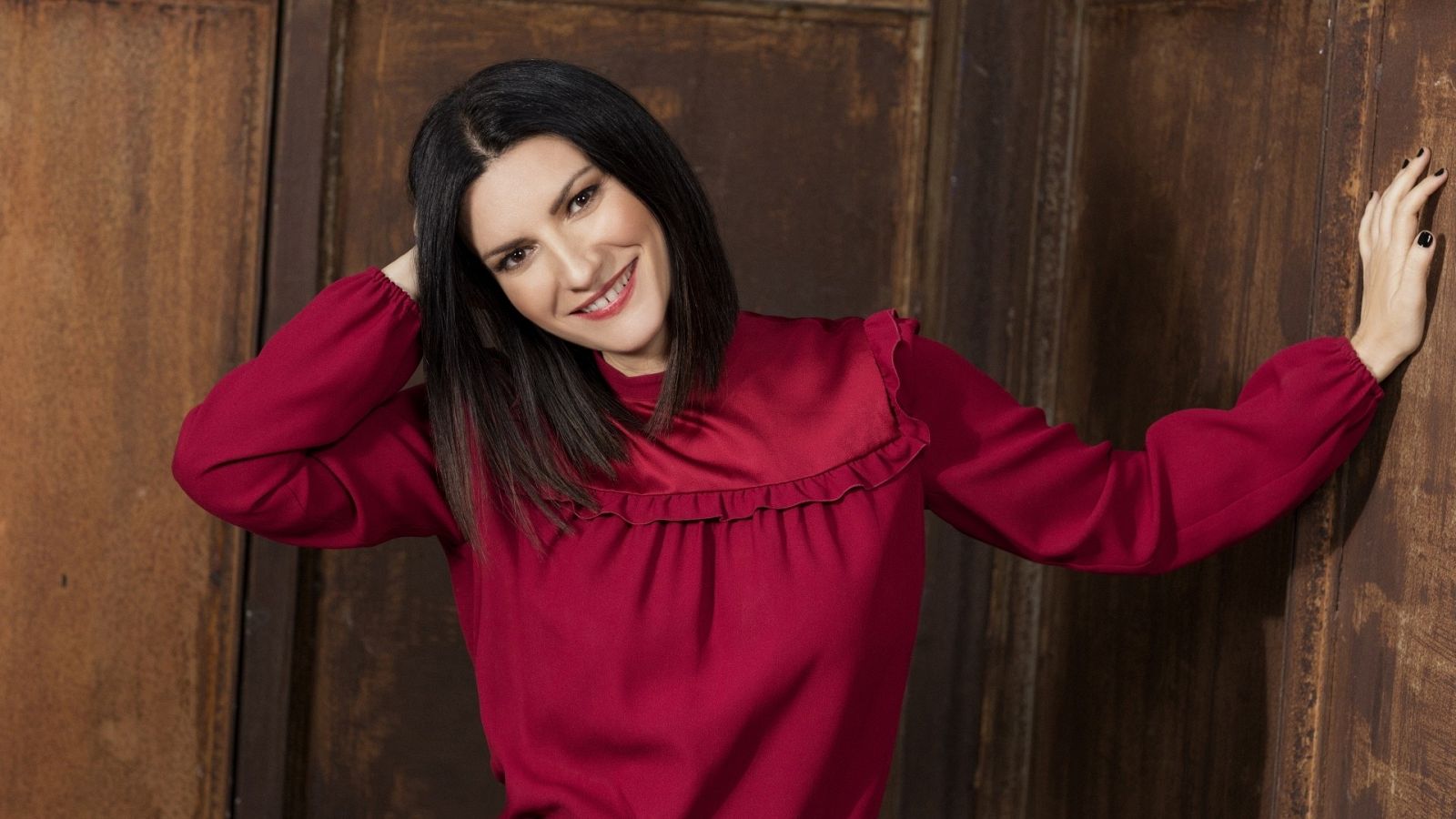 Laura Pausini celebra su 30 aniversario sobre los escenarios en Sevilla | Ver