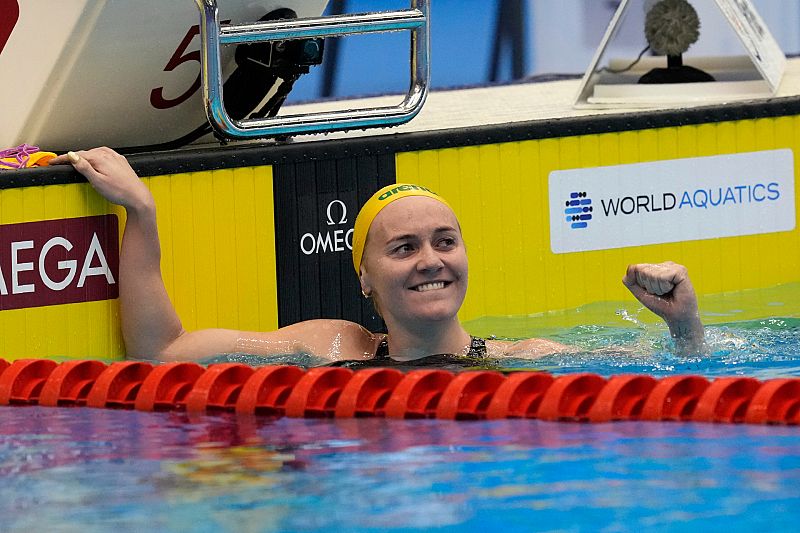 Vídeo: Oro y récord mundial para la australiana Ariarne Titmus