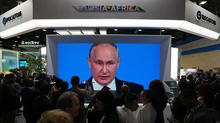 Telediario 1 - Putin anuncia que dará grano gratuito a seis países de África
