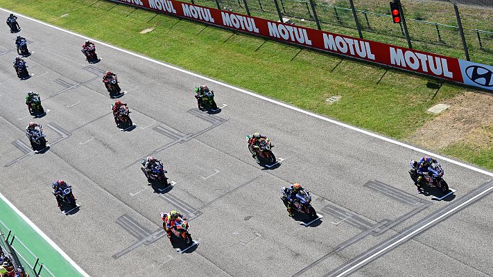 Mundial de Superbike - Mundial de Superbike: Razgatlioglu busca recortar la ventaja a Bautista en Most