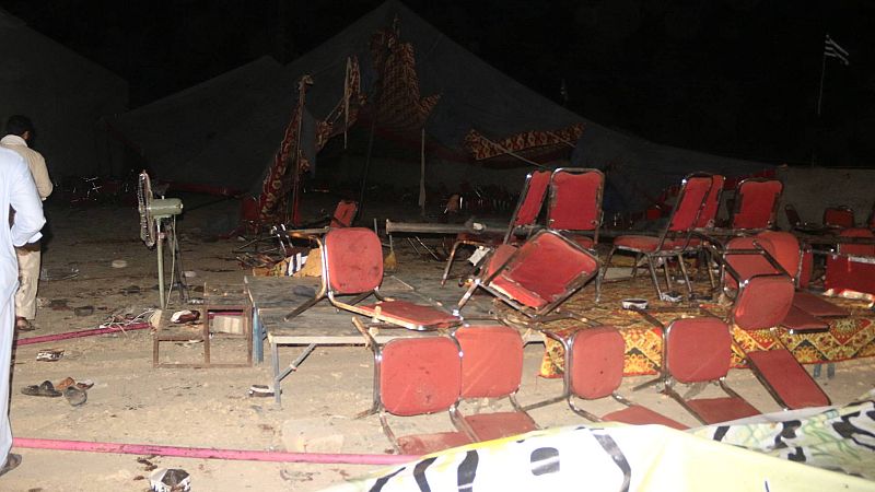 Pakistán sufre un atentado suicida durante la reunión de un partido religioso con decenas de fallecidos