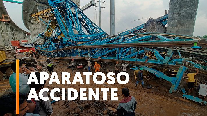 Modo Digital - India: Una grúa se derrumba durante la construcción de una autopista, causando 17 muertos