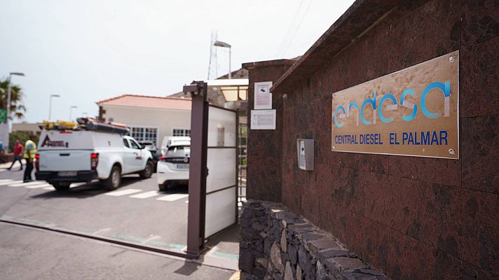 Telediario 1 - Los vecinos de La Gomera intentan adaptarse a los cortes de luz