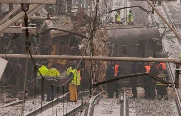 Telediario 1 - Telediario en 4' - 15/02/10