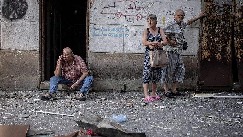 Al menos siete muertos en un bombardeo ruso en una localidad de Donetsk