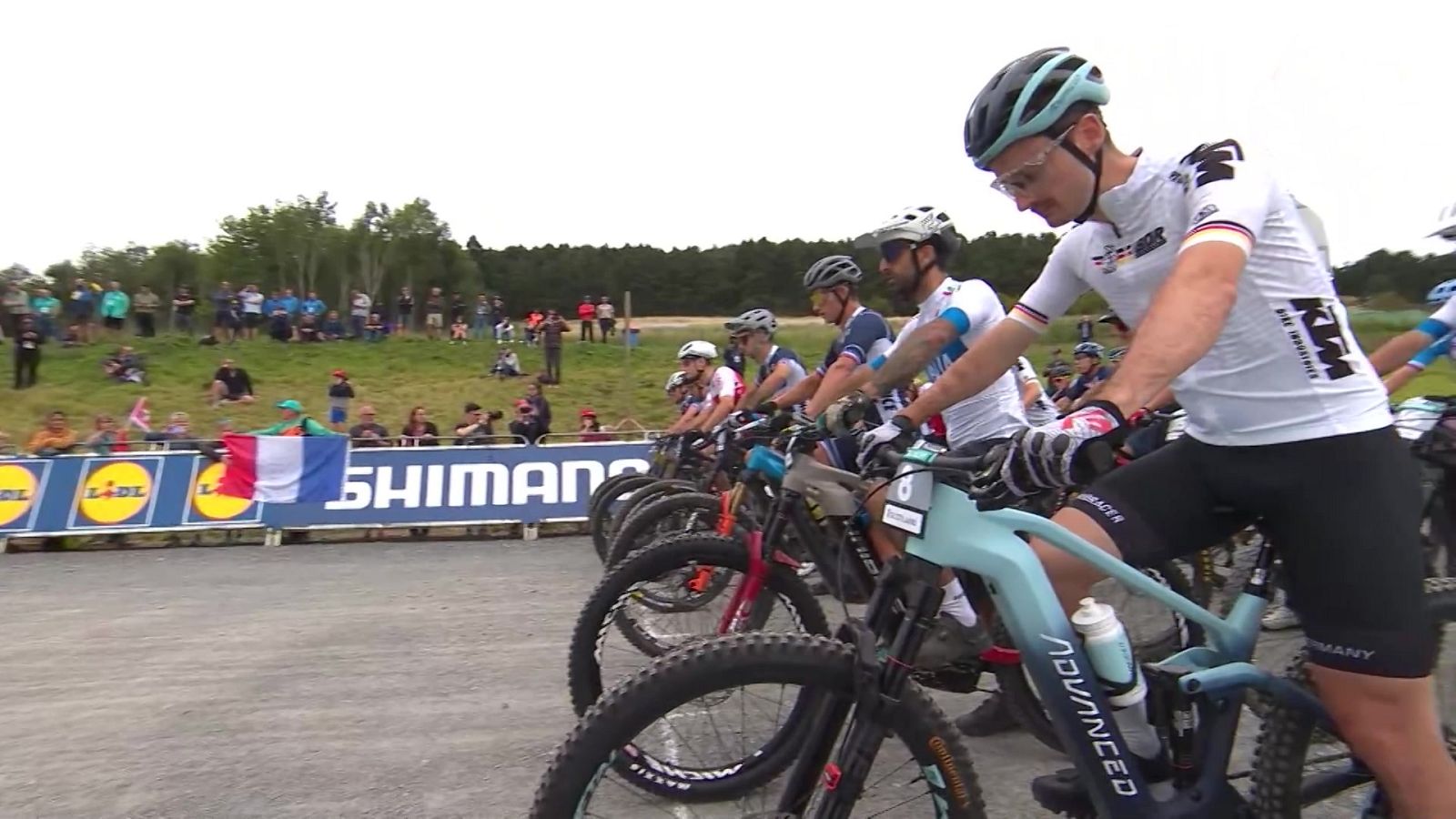 Mountain Bike - Campeonato del Mundo Cross Country. E-MTB Prueba masculina - ver ahora