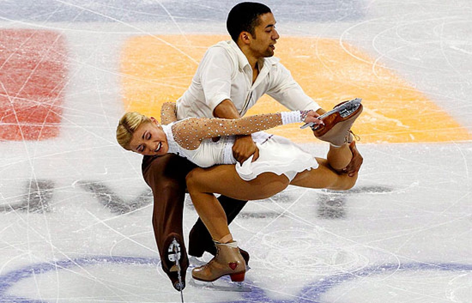 La pareja alemana compuesta por Aliona Savchenko y Robin Szolkowy se han tenido que conformar con la medalla de bronce.